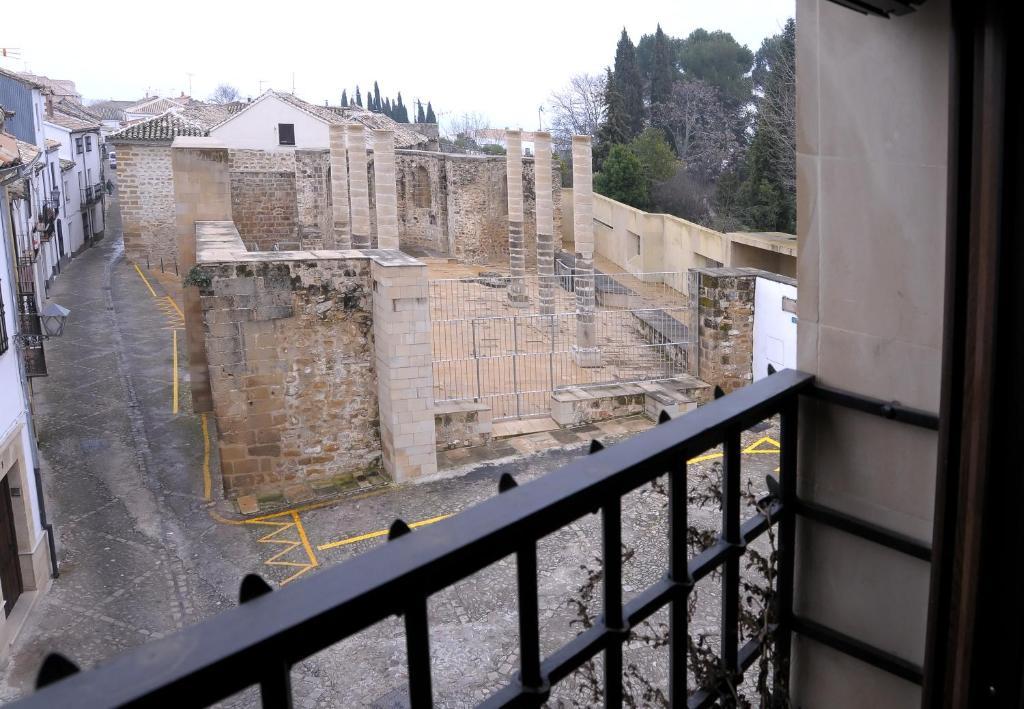 La Azacaya Apartman Baeza Szoba fotó